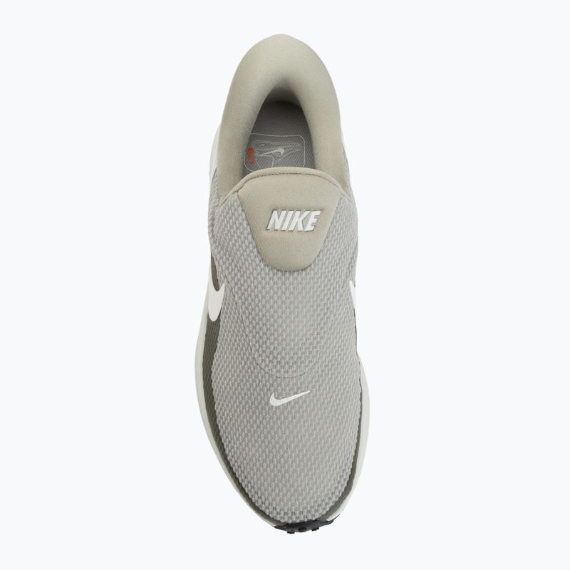 Кросівки для бігу чоловічі Nike Revolution 8 EasyOn spruce fog/cargo khaki/spruce aura/sail 5