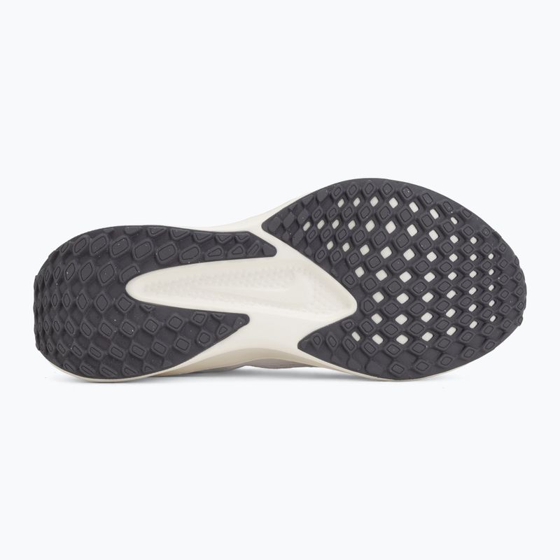 Кросівки для бігу жіночі Nike Quest 6 white/sail/chalk/white 4