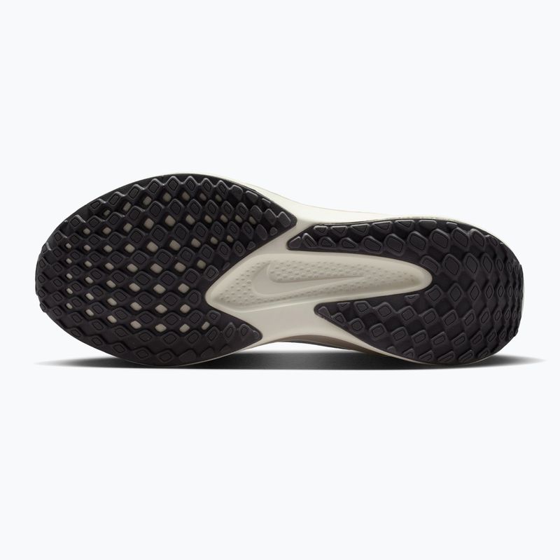 Кросівки для бігу жіночі Nike Quest 6 white/sail/chalk/white 6