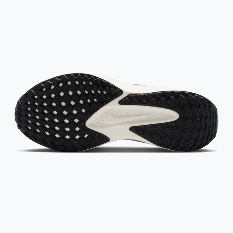 Жіночі бігові кросівки Nike Quest 6 light khaki/sail/metallic gold/off noir 6