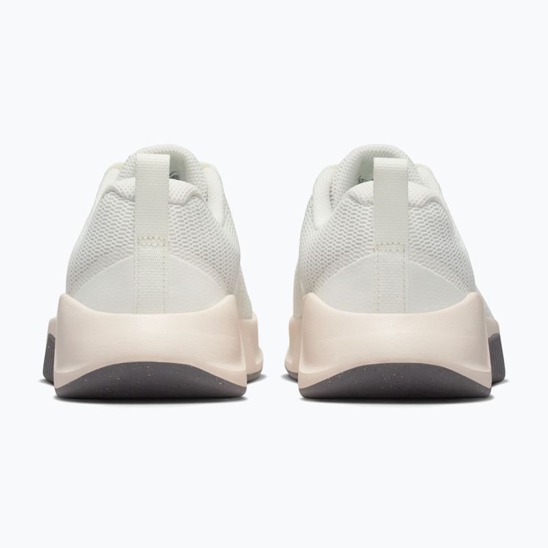 Жіноче тренувальне взуття Nike MC Trainer 3 sail/chalk/pencil point/white 4