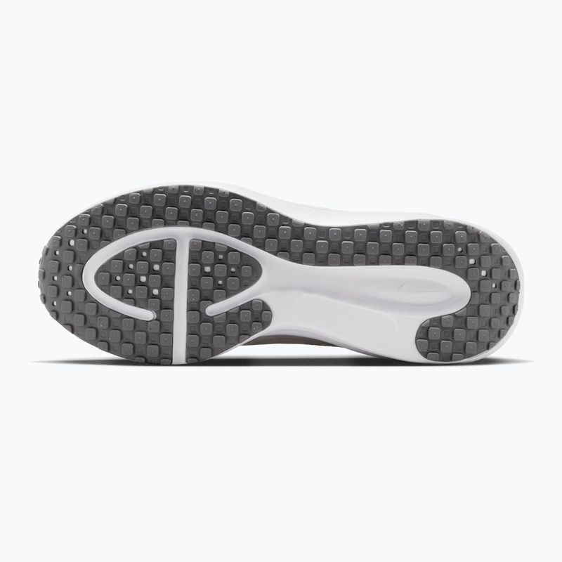 Жіночі бігові кросівки Nike Revolution 8 sail/white/pencil point/chalk 5