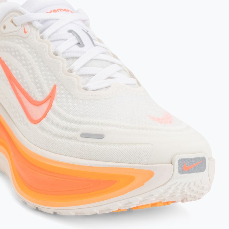 Кросівки для бігу жіночі Nike Vomero Plus sail/white/orange pulse/hot lava 7
