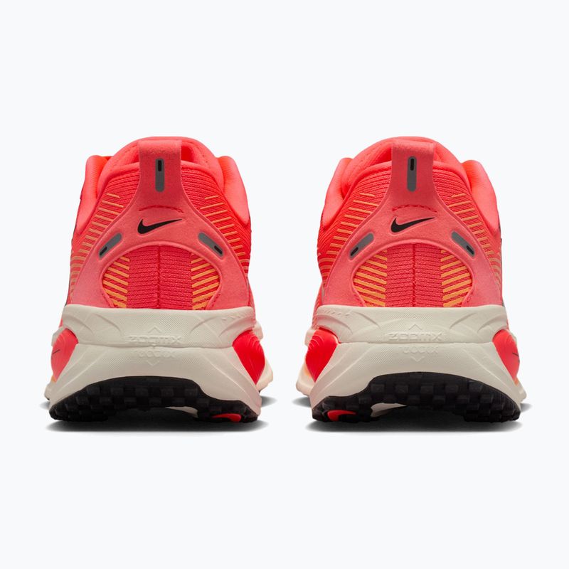 Кросівки для бігу жіночі Nike Vomero 18 Hot lava/chalk/orange pulse/black 4