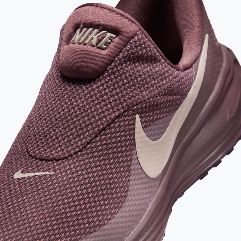 Кросівки для бігу чоловічі Nike Revolution 8 EasyOn tattoo/taupe grey/moon particle 8