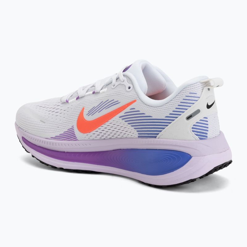 Кросівки для бігу жіночі Nike Vomero 18 white/violet mist/sapphire/hot lava 3