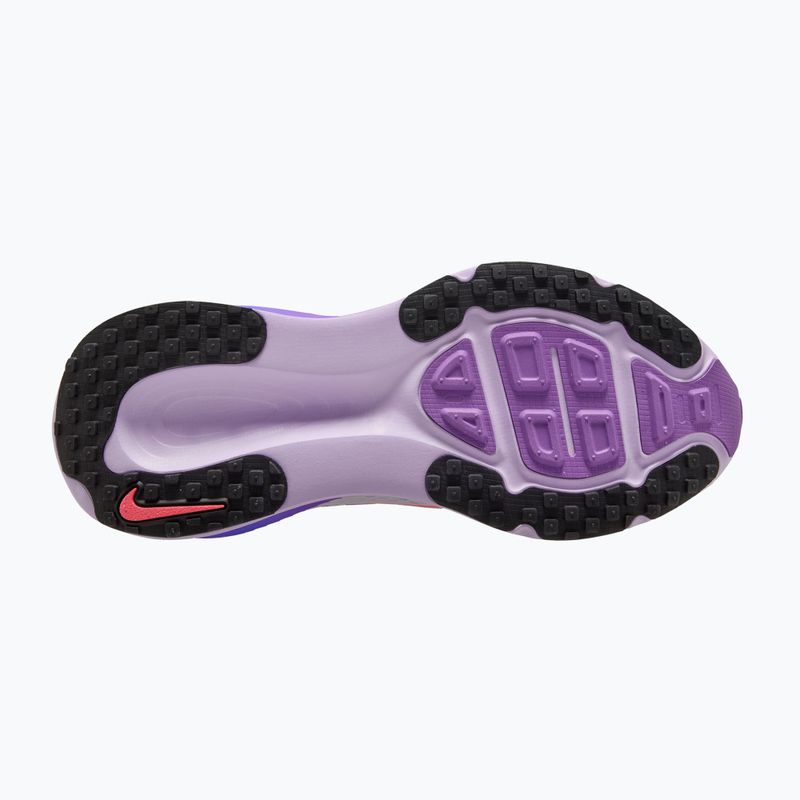 Кросівки для бігу жіночі Nike Vomero 18 white/violet mist/sapphire/hot lava 3