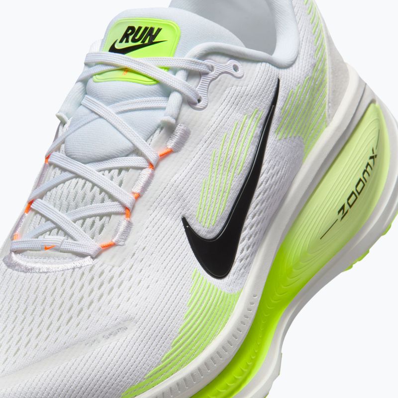 Кросівки для бігу чоловічі Nike Vomero 18 white/volt/barely volt/black 8