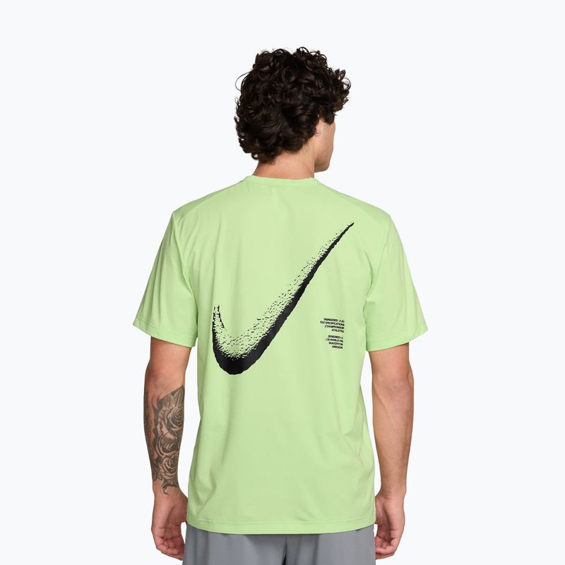 Футболка чоловіча Nike Hyverse Dri-Fit GFX light liquid lime/black 2