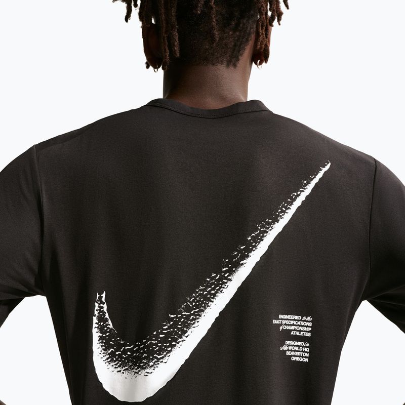 Чоловіча футболка Nike Hyverse Dri-Fit GFX black/white 4