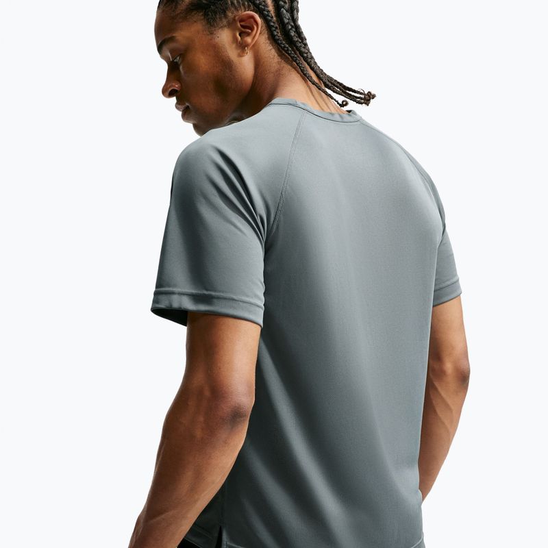 Футболка для тренувань чоловіча Nike Flex smoke grey/black 5