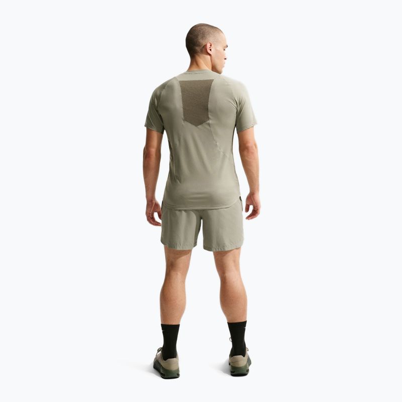 Футболка для тренувань чоловіча Nike Pro Training Dri-Fit light army/medium olive/light liquid lime 3