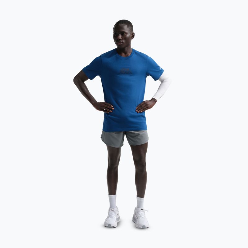 Чоловічі шорти Nike Stride Dri-Fit Brief-Lined 7" димчасто-сірі 2