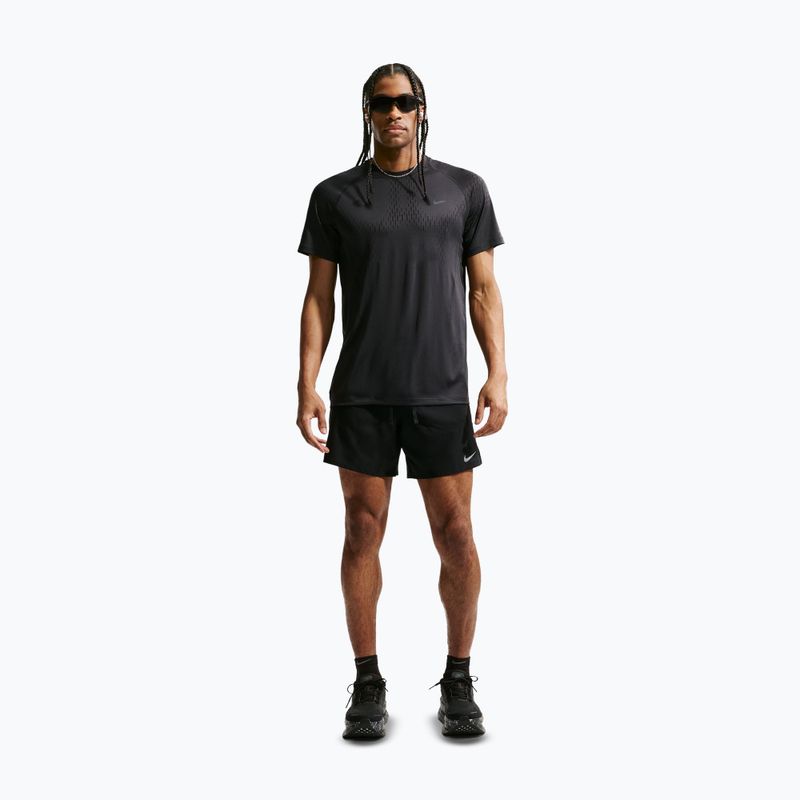 Футболка для бігу чоловіча Nike Stride Dri-Fit ADV off noir/black 2
