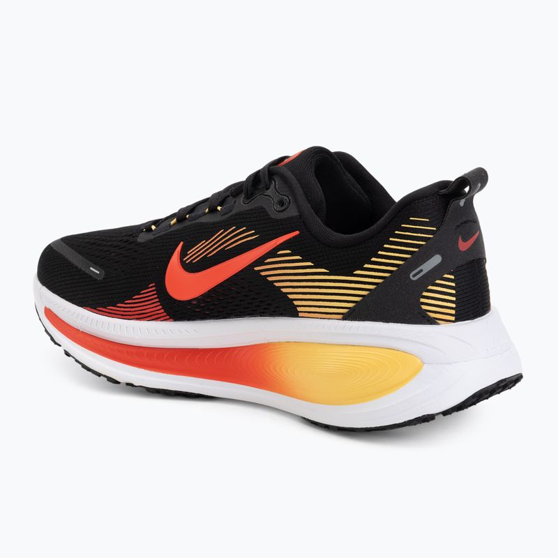 Чоловічі бігові кросівки Nike Vomero 18 black/light crimson/bright crimson 3