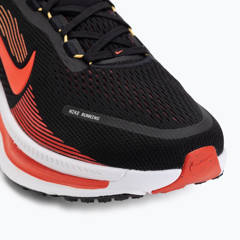 Buty do biegania męskie Nike Vomero 18 black/light crimson/bright crimson 7
