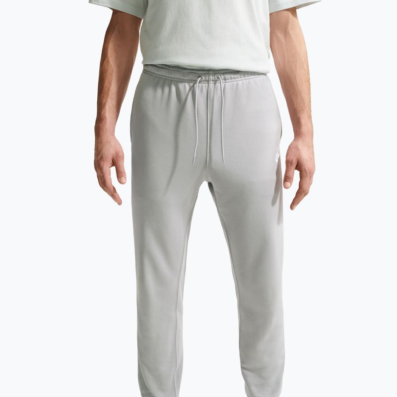 Штани чоловічі Nike Club French Terry Joggers light smoke grey/light smoke grey/white 4