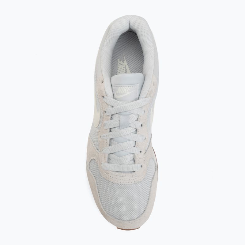 Взуття жіноче Nike MD Runner 2 photon dust/white/gum med brown/sail 5