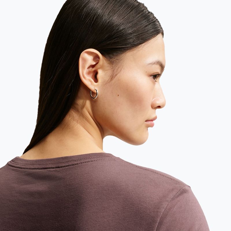 Футболка жіноча Nike Sportswear Club Essentials tattoo/white 5