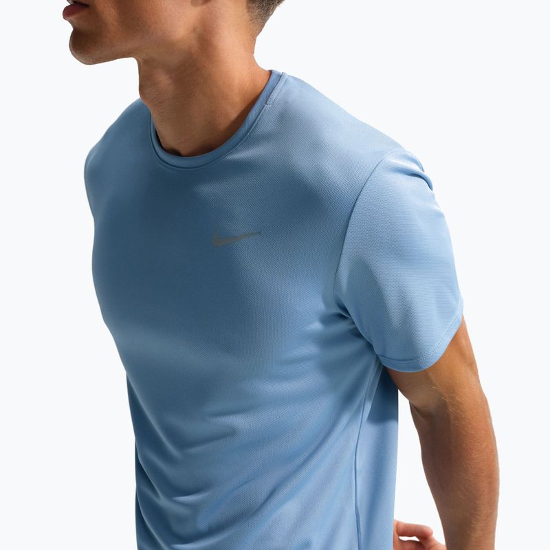 Чоловіча бігова футболка Nike Miler Dri-Fit UV work blue 5