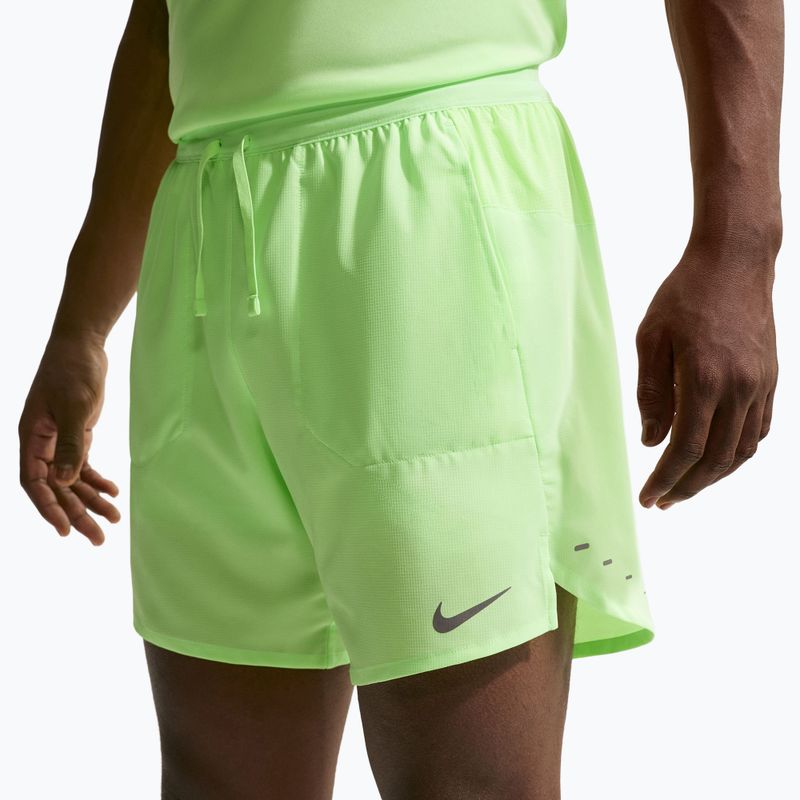 Шорти для бігу чоловічі Nike Stride Dri-Fit 2in1 7" lime blast