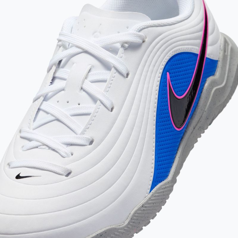 Кросівки футбольні дитячі Nike Tiempo Maestro Club Jr IC white/racer blue/pink blast/black 7