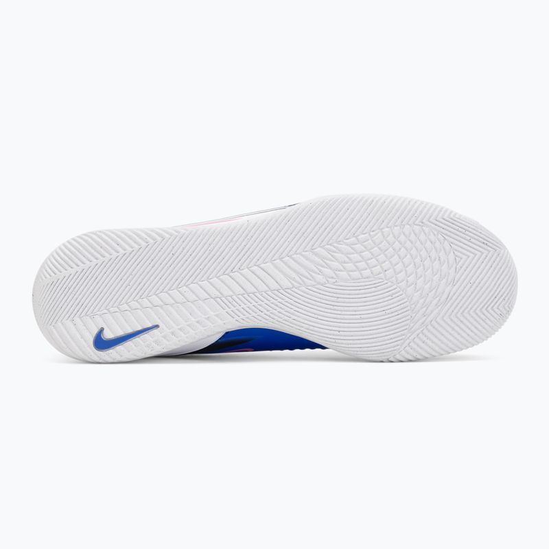 Кросівки футбольні чоловічі Nike Phantom 6 Low Club IC racer blue/white/pink blast 4