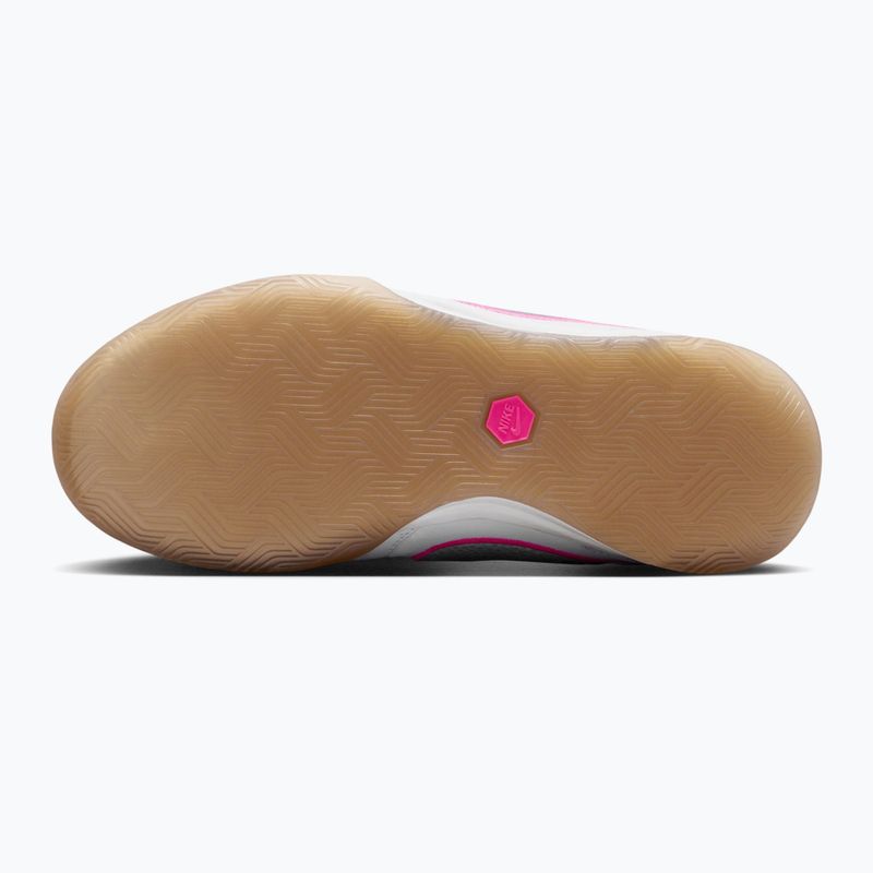 Кросівки футбольні дитячі Nike Tiempo Streetgato Jr white/pink blast/racer blue 5