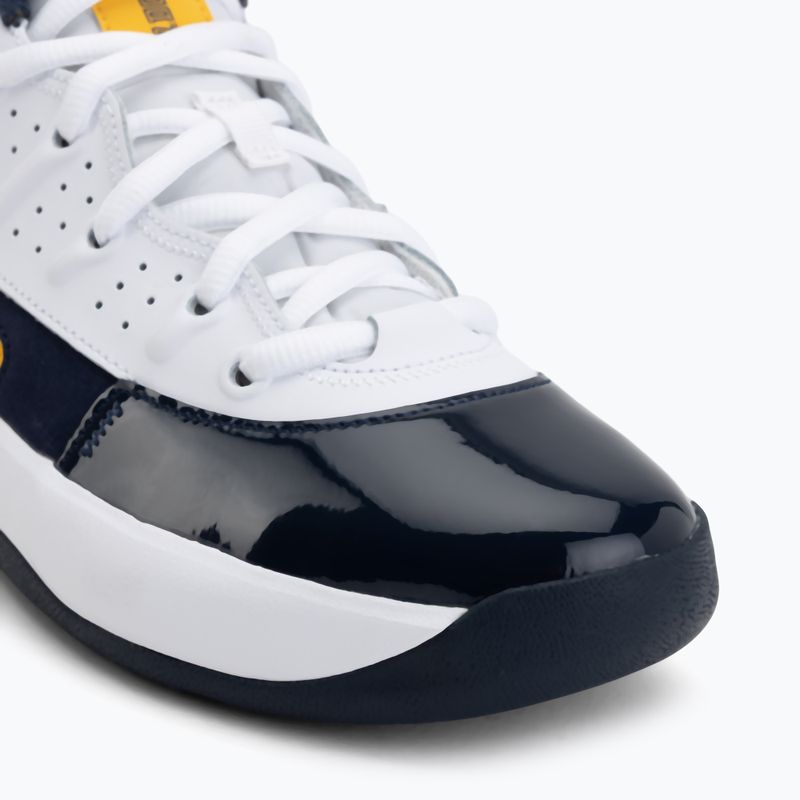 Взуття чоловіче  Jordan Max Aura 7 white/obsidian/university gold 7
