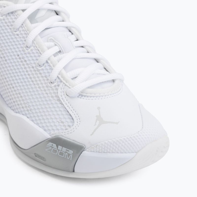 Кросівки для баскетболу чоловічі Jordan Luka 77 white/metallic silver/photon dust 7
