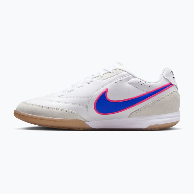 Кросівки футбольні чоловічі Nike Streetgato white/pink blast/racer blue 9