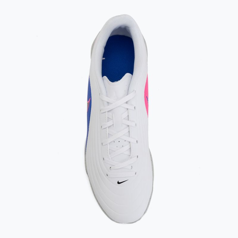 Кросівки футбольні чоловічі Nike Tiempo Maestro Club IC white/racer blue/pink blast/black 5
