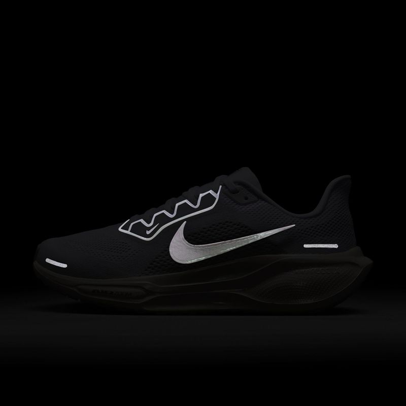 Кросівки для бігу жіночі Nike Pegasus 41 ESS white/chalk/sea glass/white 8