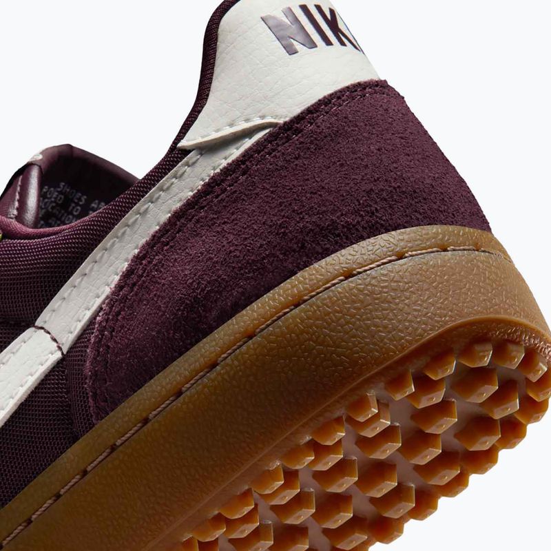Кросівки жіночі Nike Field General burgundy crush/gum dark brown/sail 9