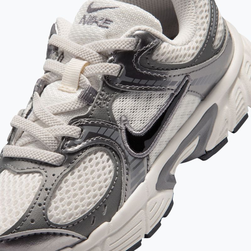 Взуття дитяче Nike V5 RNR phantom/pencil point/black 7