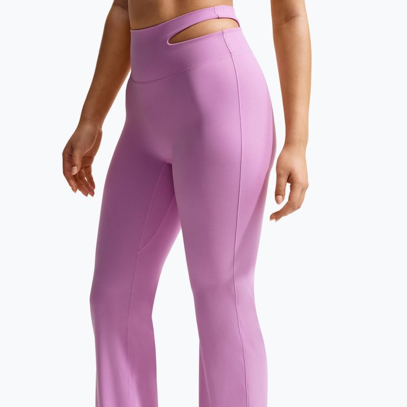 Штани для тренувань жіночі Nike Zenvy High-Waisted Flared light magenta/white 5