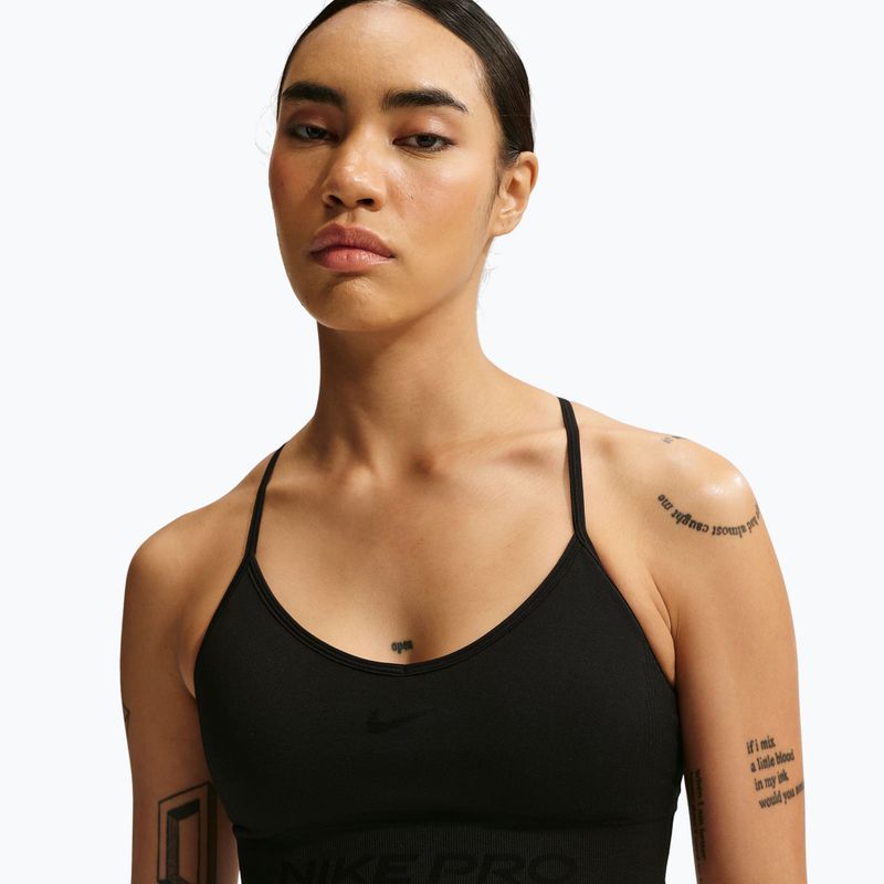 Бюстгальтер для тренувань Nike Pro Seamless Light Support black 4