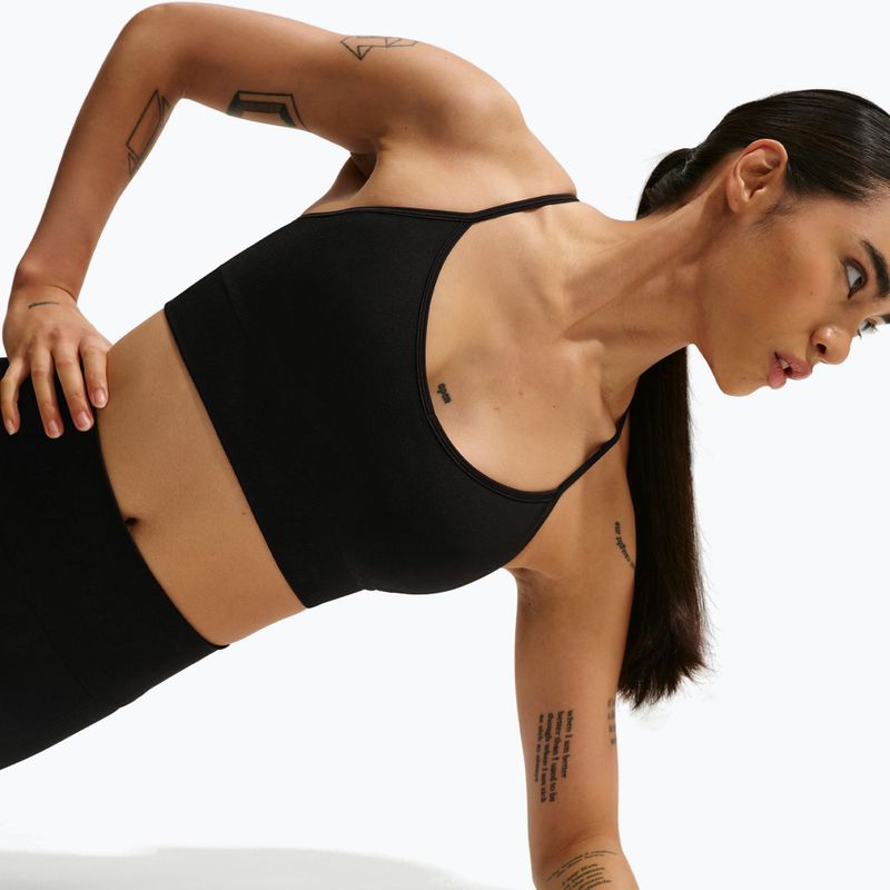 Бюстгальтер для тренувань Nike Pro Seamless Light Support black 6