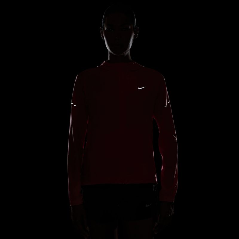 Жіноча куртка для бігу Nike Swift Repel Packable sea coral 8