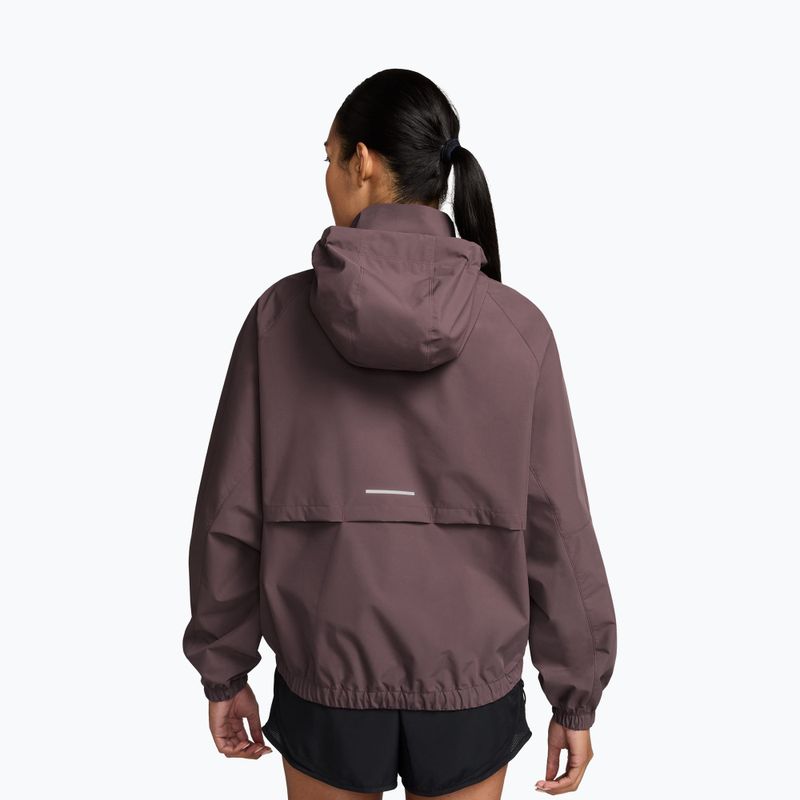 Жіноча куртка для бігу Nike Storm-Fit Swift tattoo/black 2