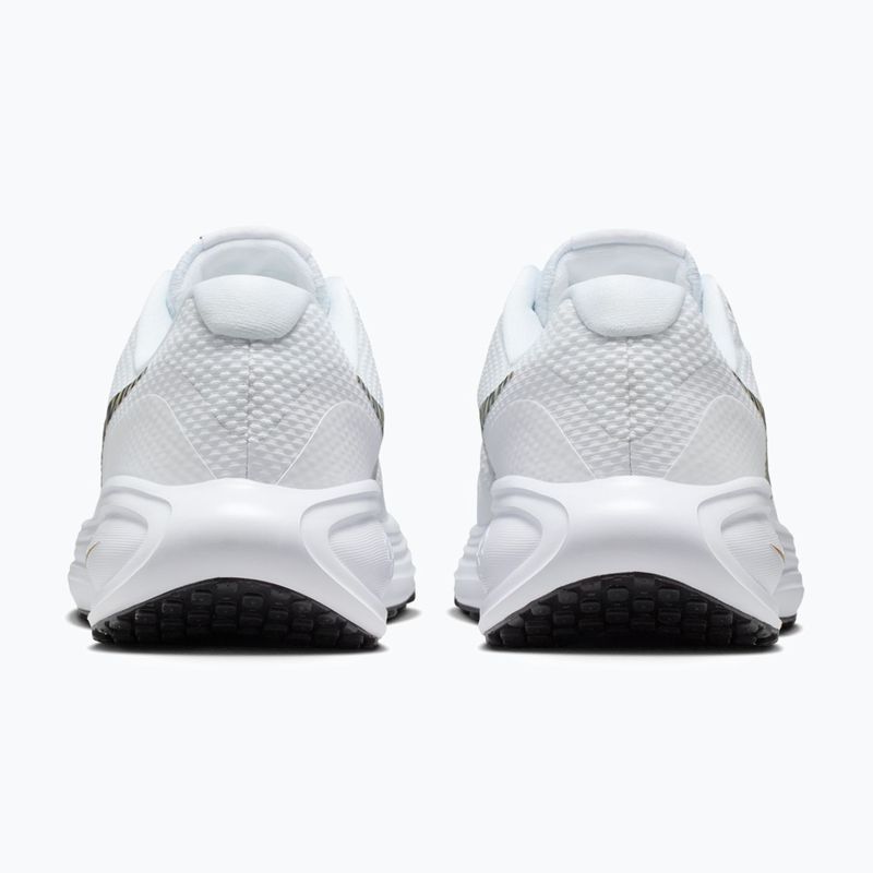 Жіночі бігові кросівки Nike Revolution 8 white/metallic gold/black 4