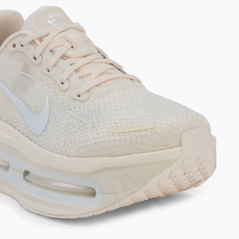 Кросівки для бігу жіночі Nike Vomero Premium ESS chalk/pale ivory/summit white/white 7