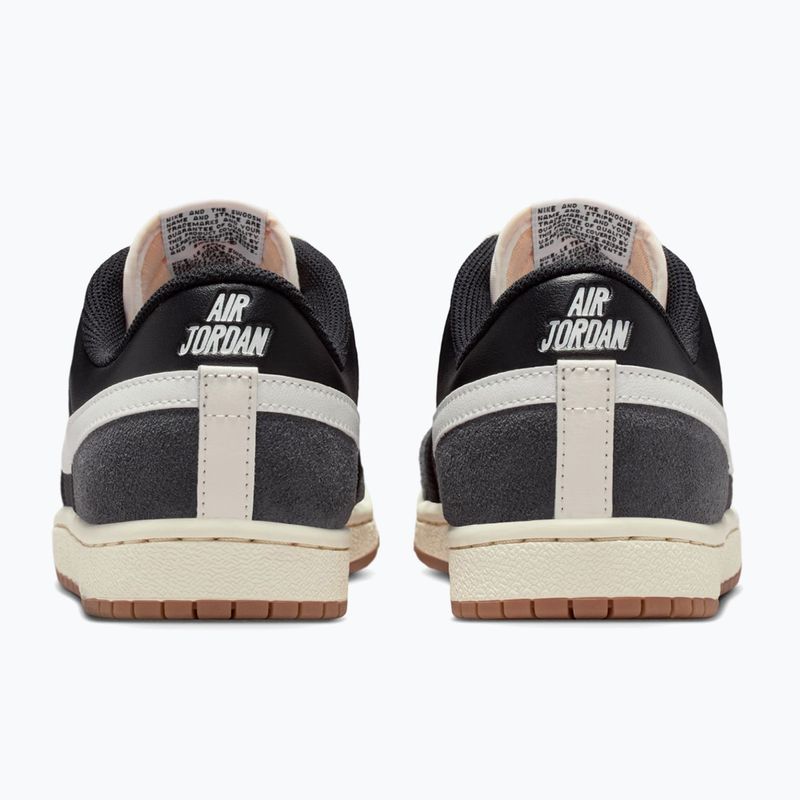 Взуття жіноче Nike Air Jordan Skyline Low black/sail/gum med brown/summit white 4