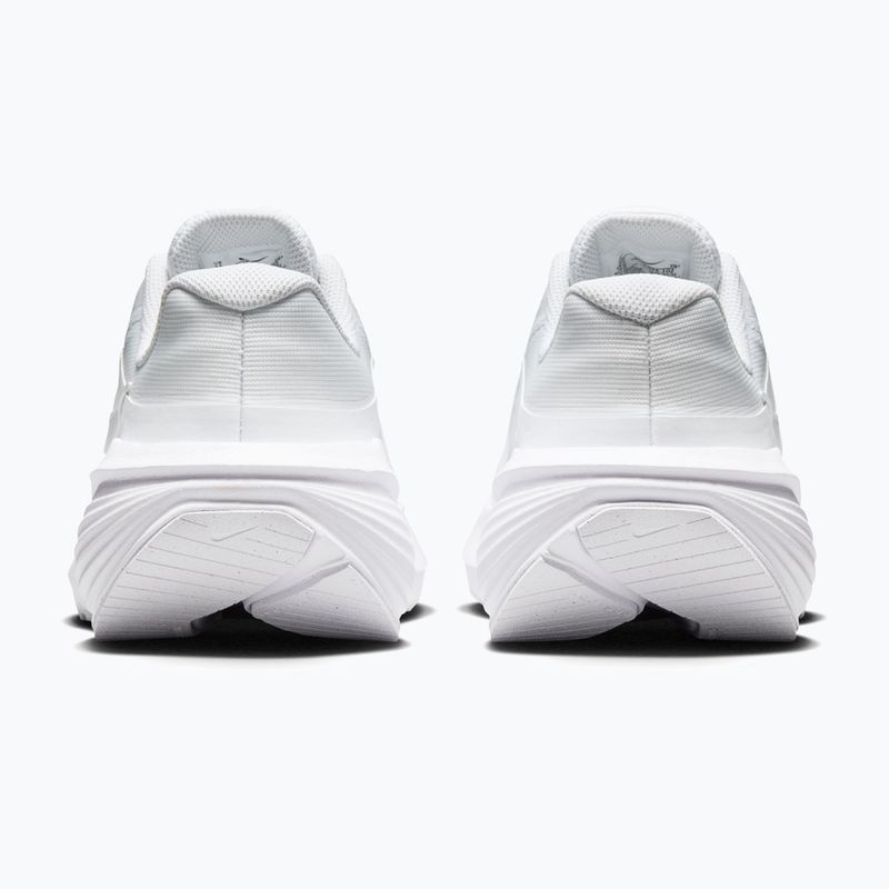 Чоловічі бігові кросівки Nike Downshifter 14 white/white 4
