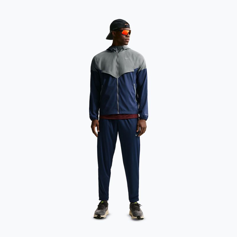 Kurtka do biegania męska Nike Impossibly Light Windrunner smoke grey/smoke grey/midnight navy 2