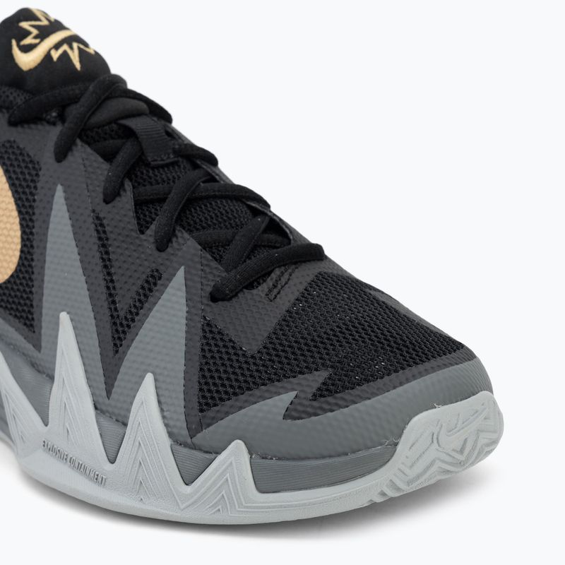 Кросівки дитячі Nike S.T. Dynamite black/wolf grey/smoke grey/metallic gold 7