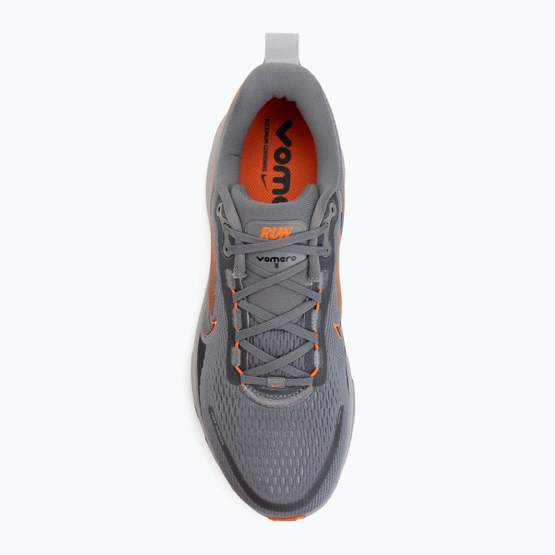 Кросівки для бігу чоловічі Nike Vomero 18 cool grey/safety orange/wolf grey/black 5