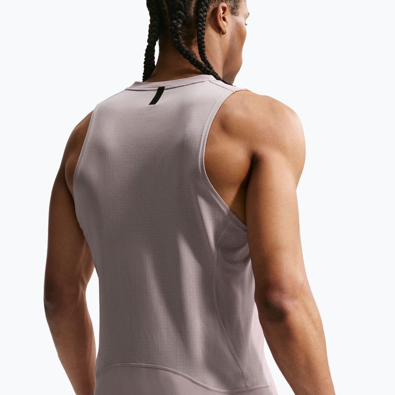 Футболка для тренувань чоловіча Nike Pro Training Dri-Fit light violet ore/black 4