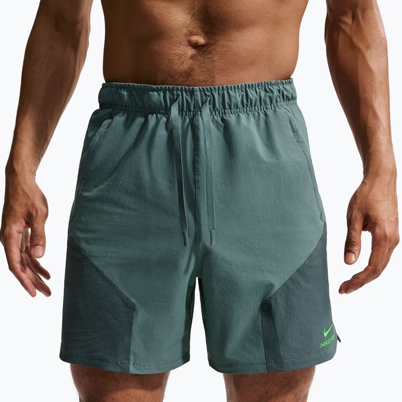 Шорти чоловічі Nike Pro Training Dri-Fit 6" mineral slate/faded spruce/green strike 4