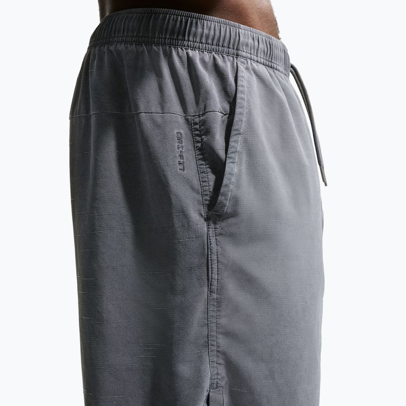 Шорти для тренувань чоловічі Nike Unlimited N.A.C. 7" smoke grey/smoke grey/smoke grey 5
